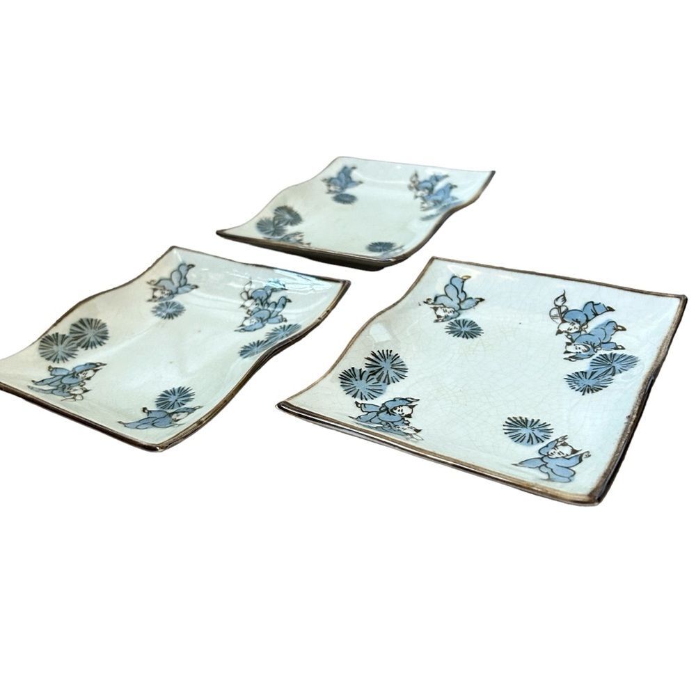 Set of 3 vintage Japanese Karako Sushi Plates
